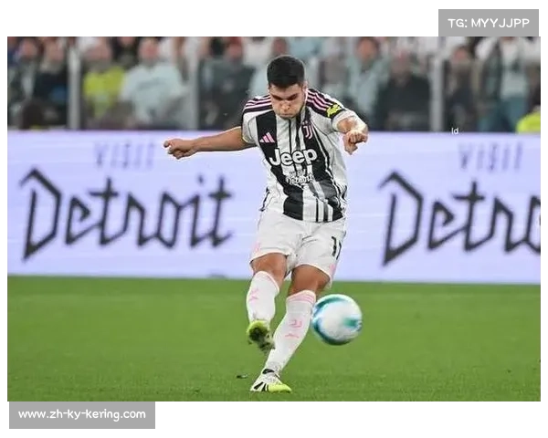 国际米兰3-2绝杀十人尤文图斯，泽林斯基补时世界波定胜局